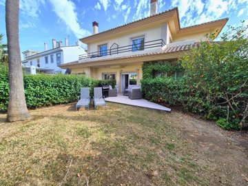 1447-633978-78d1f4f8b6655591b02d22fabb36a692d