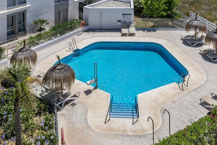 Image No.1-Penthouse de 2 chambres à vendre à Estepona