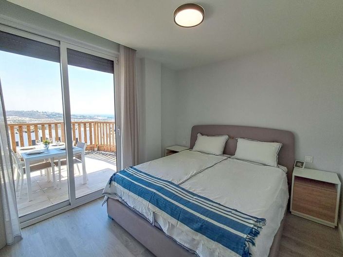Image No.15-3 Bed Apartment for sale