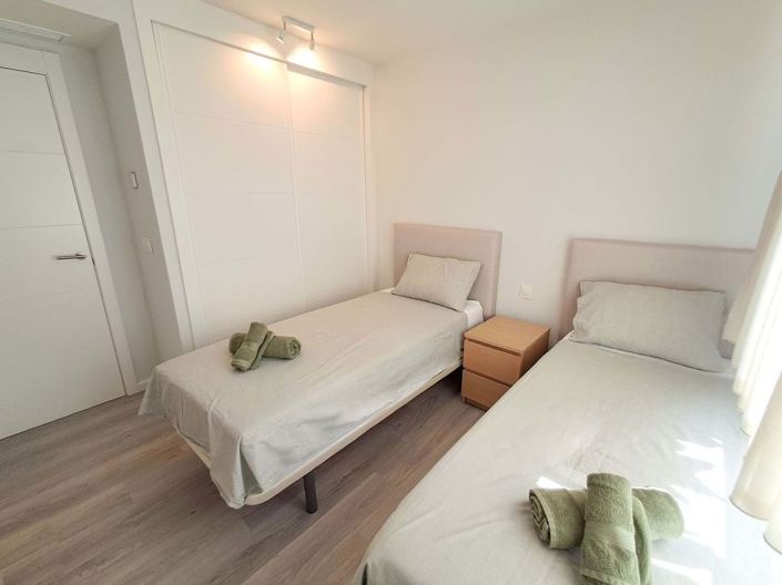 Image No.19-3 Bed Apartment for sale
