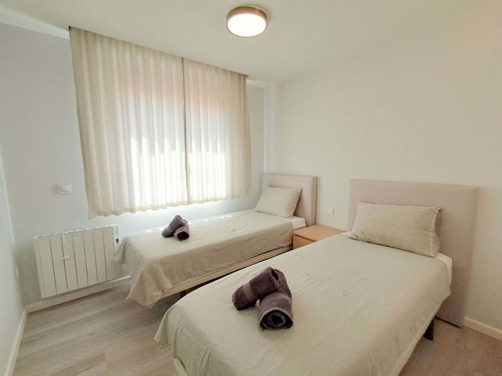 Image No.21-3 Bed Apartment for sale