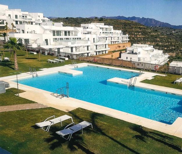 Image No.25-3 Bed Apartment for sale
