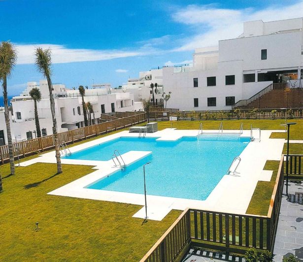 Image No.26-3 Bed Apartment for sale