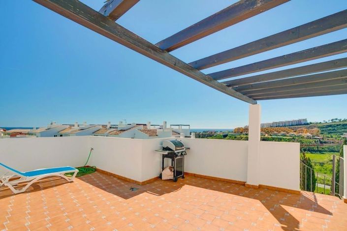 Image No.1-3 Bed Apartment for sale