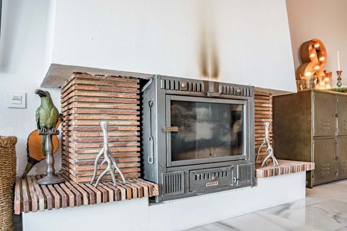 Image No.12-2 Bed Townhouse for sale