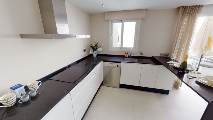 Image No.11-Maison de ville de 4 chambres à vendre à Estepona