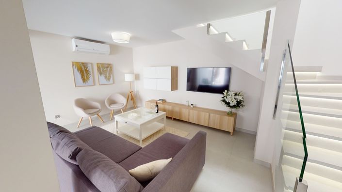 Image No.8-4 Bed Townhouse for sale