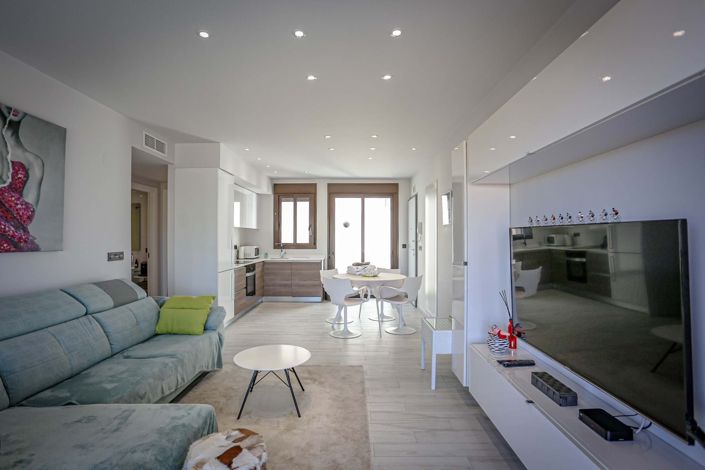 Image No.4-2 Bed Apartment for sale