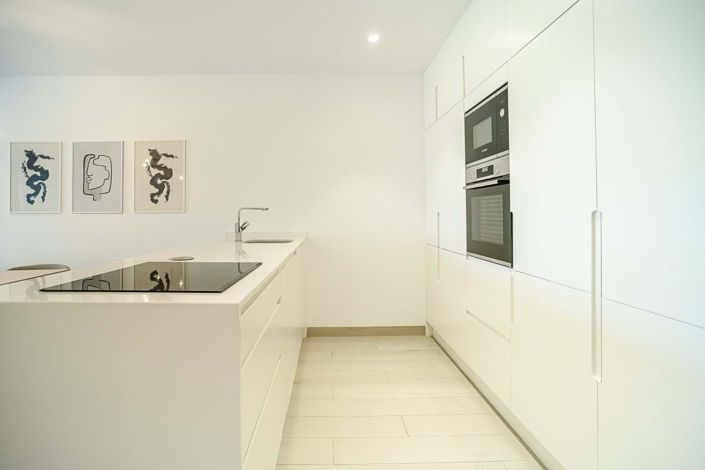 Image No.11-3 Bed Apartment for sale