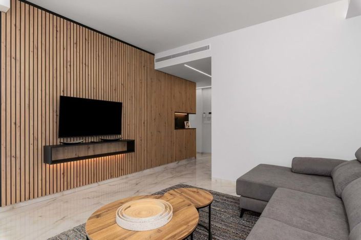 Image No.29-3 Bed Villa for sale