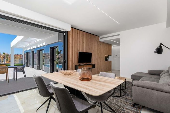 Image No.37-3 Bed Villa for sale