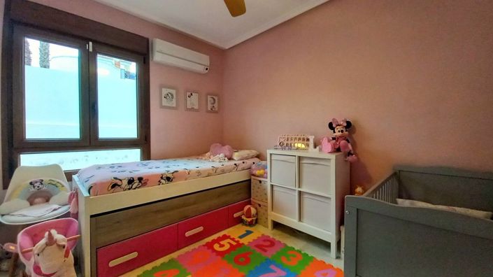 Image No.20-4 Bed Villa for sale