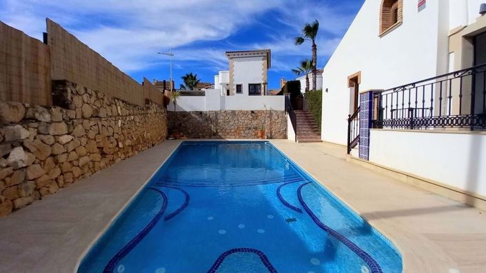 Image No.23-4 Bed Villa for sale