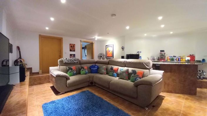 Image No.8-4 Bed Villa for sale