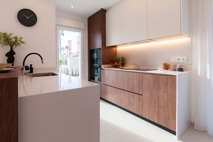 Image No.10-2 Bed Apartment for sale