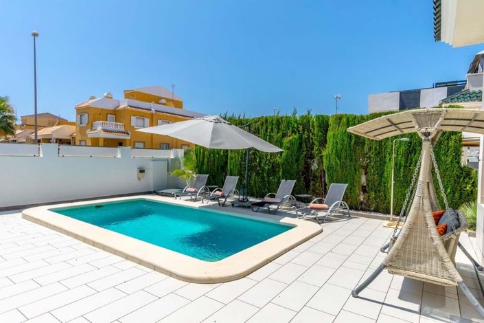 Image No.21-3 Bed Villa for sale