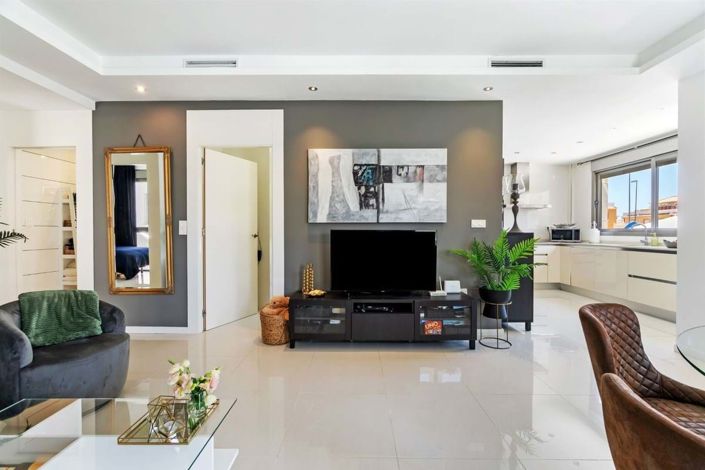 Image No.4-3 Bed Villa for sale