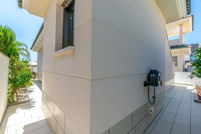 Image No.51-3 Bed Villa for sale