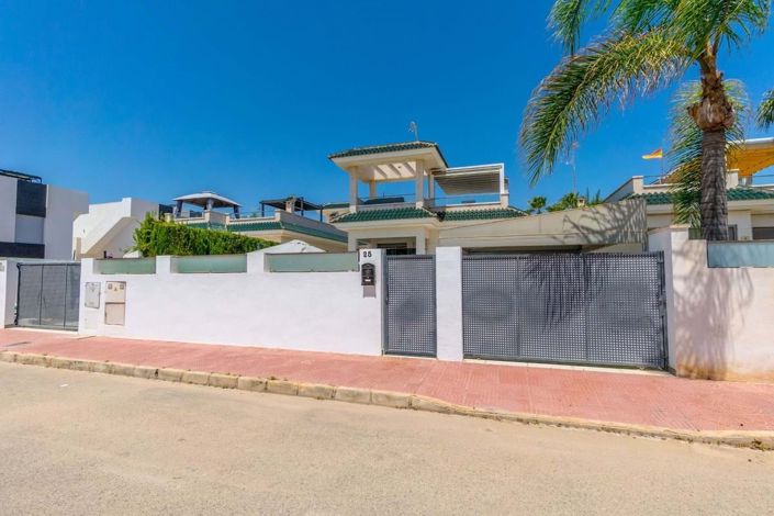 Image No.54-3 Bed Villa for sale