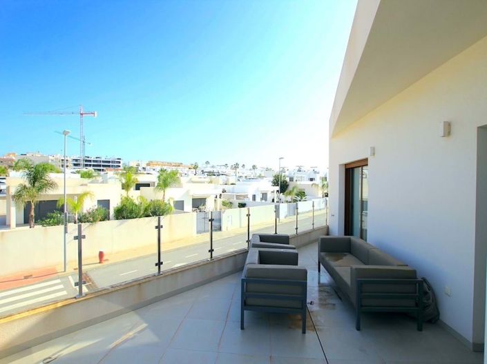 Image No.38-3 Bed Villa for sale