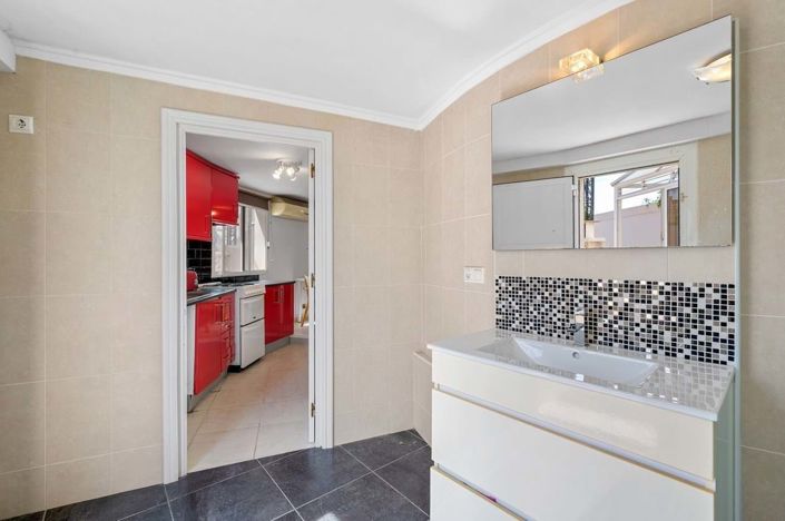 Image No.39-5 Bed Villa for sale