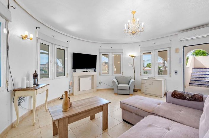 Image No.6-5 Bed Villa for sale