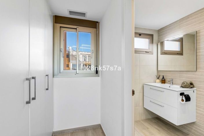 Image No.18-2 Bed Apartment for sale