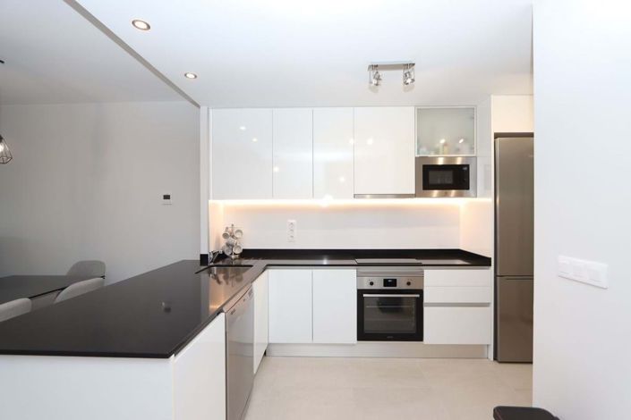 Image No.13-3 Bed Apartment for sale