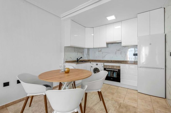 Image No.10-2 Bed Apartment for sale