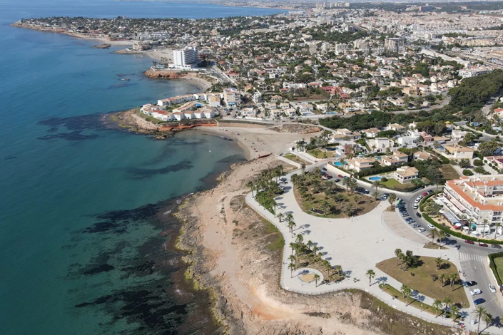 Image No.15-2 Bed Apartment for sale