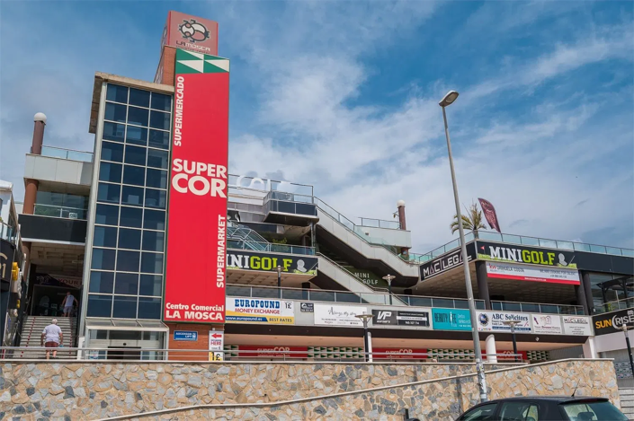 Image No.20-2 Bed Apartment for sale