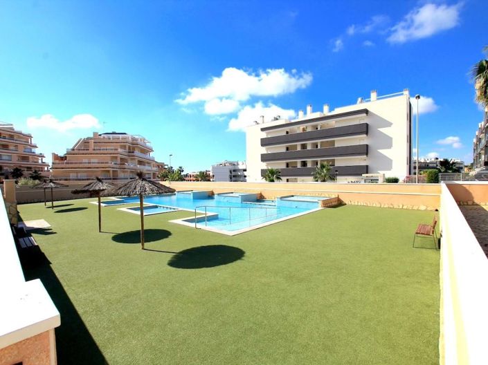 Image No.4-2 Bed Apartment for sale