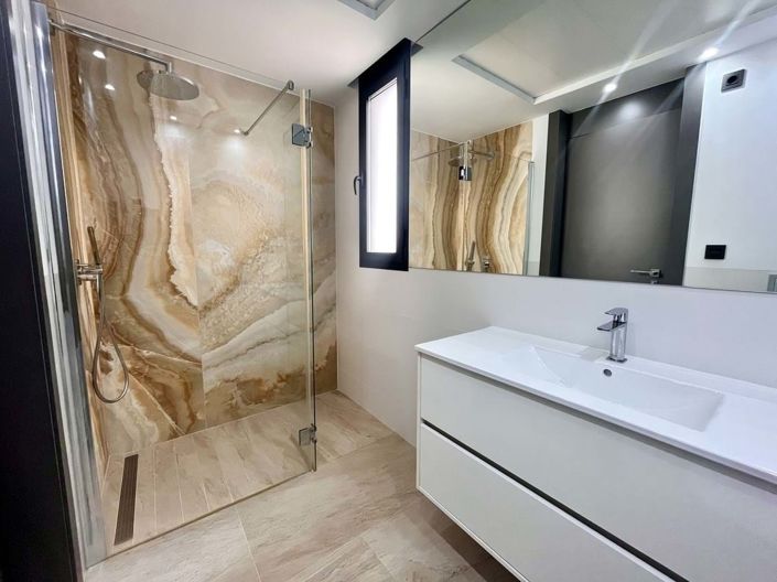 Image No.13-3 Bed Villa for sale