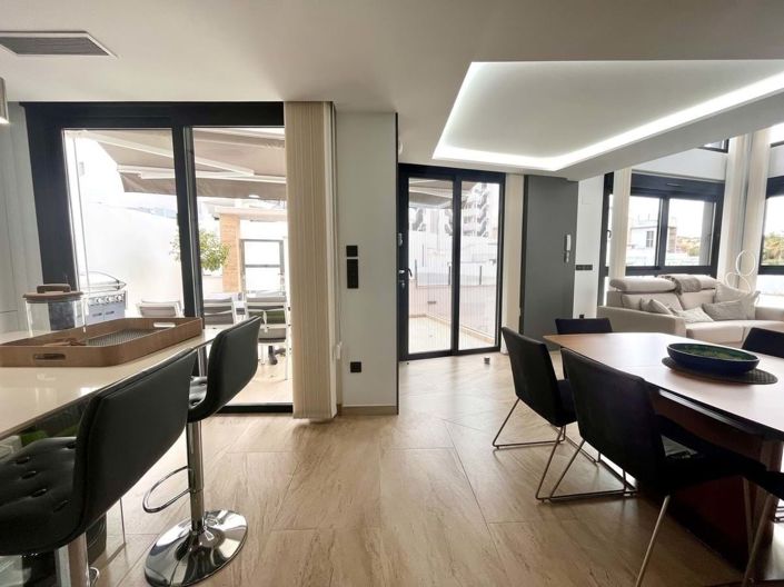 Image No.24-3 Bed Villa for sale