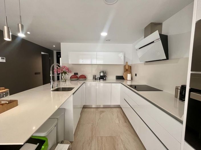 Image No.5-3 Bed Villa for sale