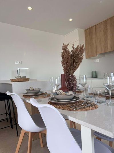 Image No.10-3 Bed Apartment for sale