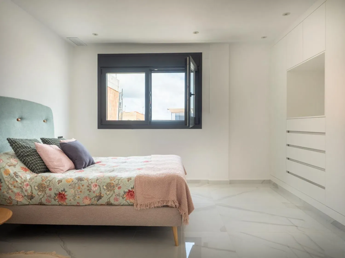 Image No.38-3 Bed Villa for sale