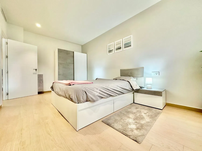 Image No.27-4 Bed Apartment for sale