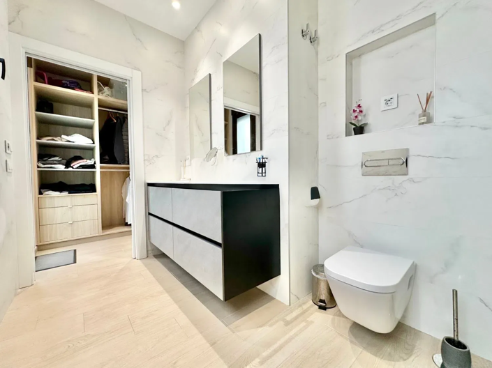 Image No.40-4 Bed Apartment for sale