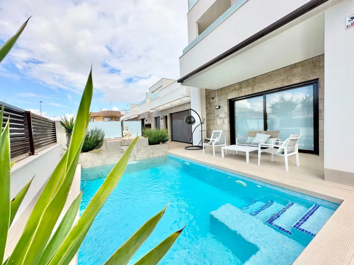 Image No.5-4 Bed Apartment for sale