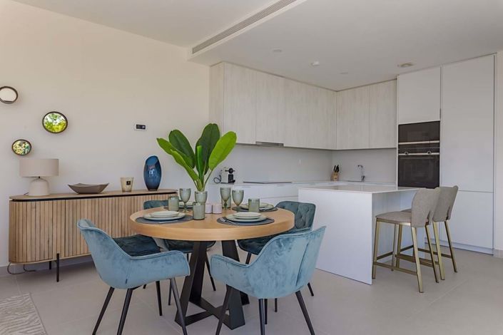 Image No.4-Jumelé de 4 chambres à vendre à Casares