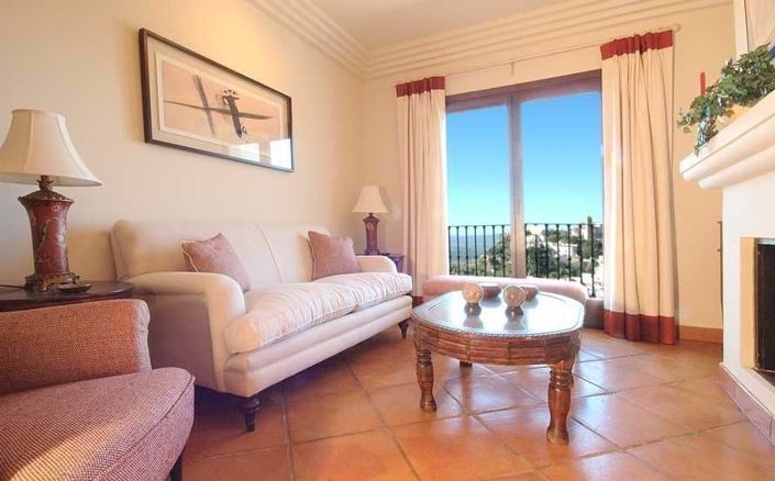 Image No.3-Villa de 4 chambres à vendre à La Duquesa