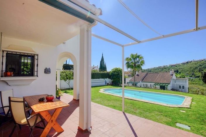 Image No.2-Villa de 3 chambres à vendre à Malaga