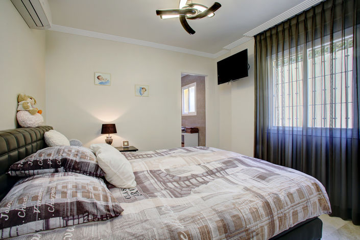 Image No.12-3 Bed Apartment for sale