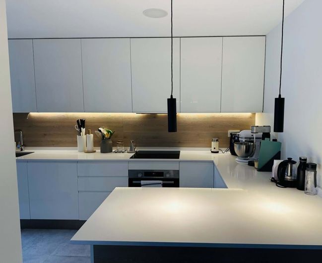 Image No.12-3 Bed Apartment for sale