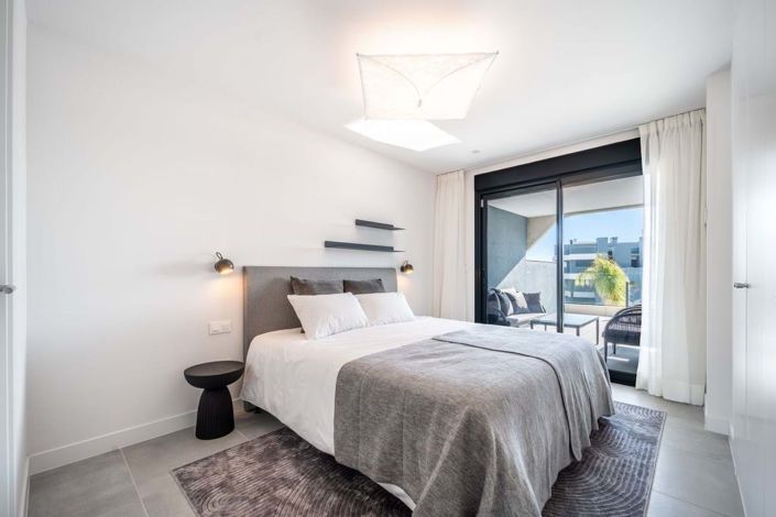 Image No.8-2 Bed Apartment for sale