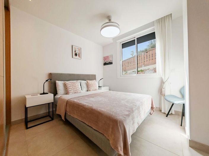 Image No.10-3 Bed Apartment for sale