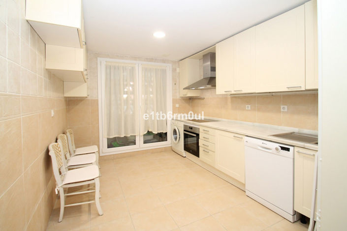 Image No.21-2 Bed Apartment for sale