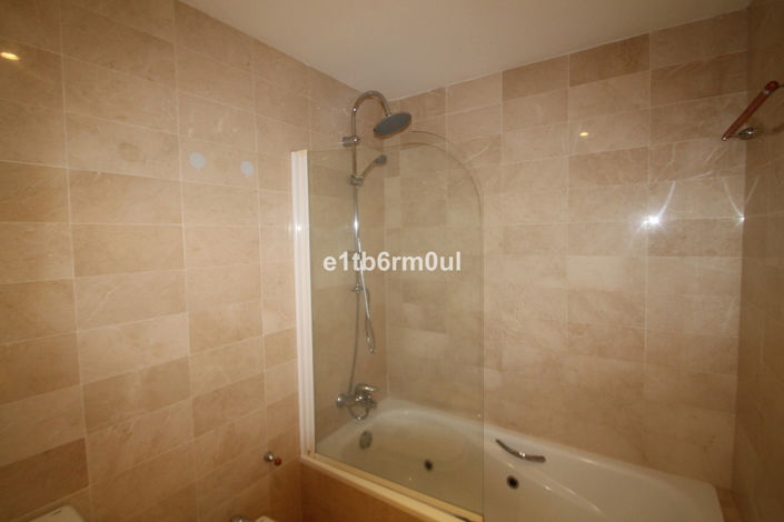 Image No.24-2 Bed Apartment for sale