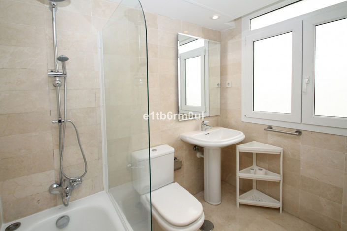 Image No.26-2 Bed Apartment for sale